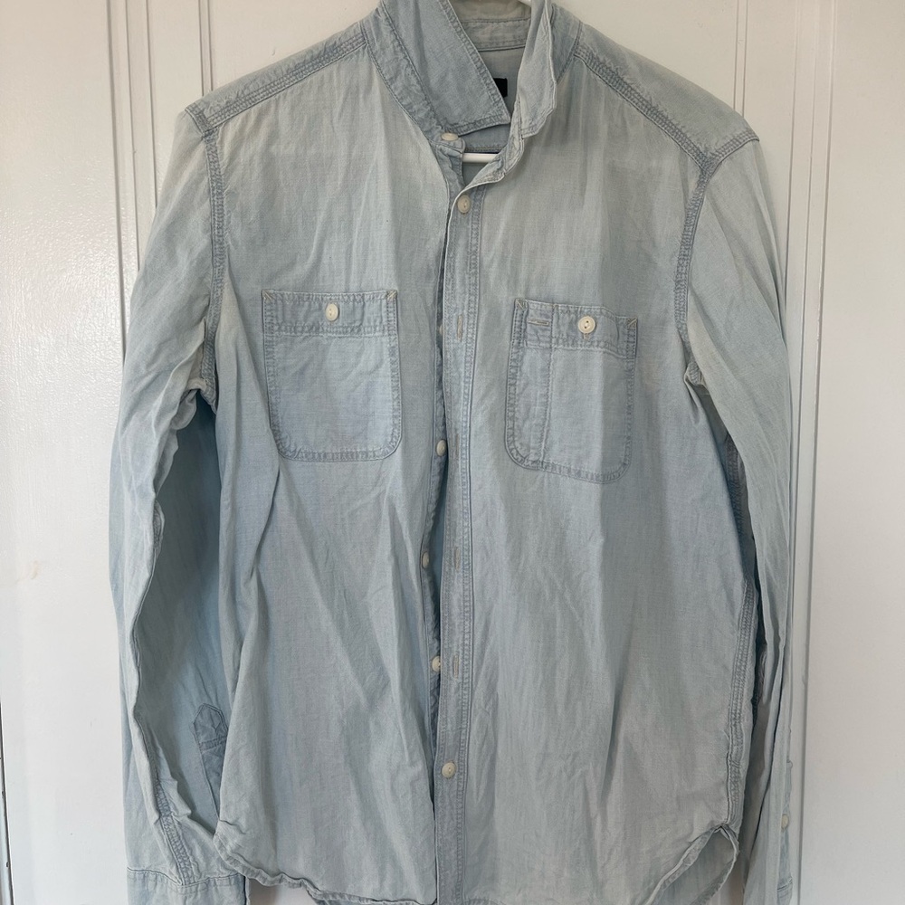 Men's Gap distressed denim shirt